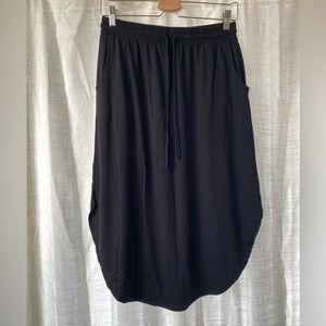 Cozy Casual Black High-Low Drawstring Skirt